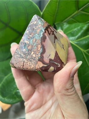 Stunning Mookaite jasper polished crystal pyramid